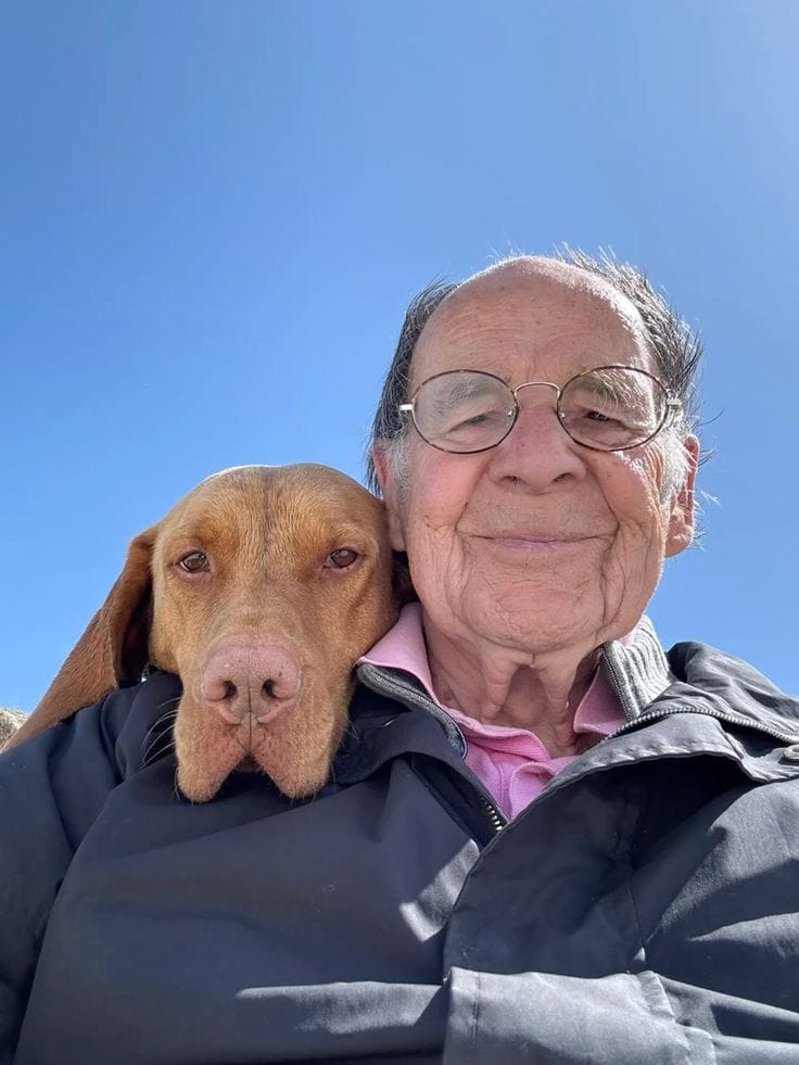 Customer photo review of Libro Mascotas Bajo Control