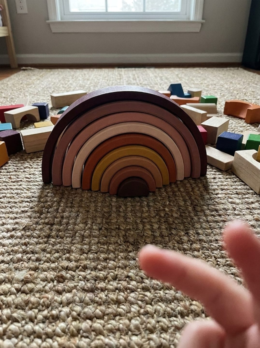 Customer photo review of Buntes Holz Regenbogen Spielzeug Kleinkind | Bögen Bauspielzeug Motorik Kreativ