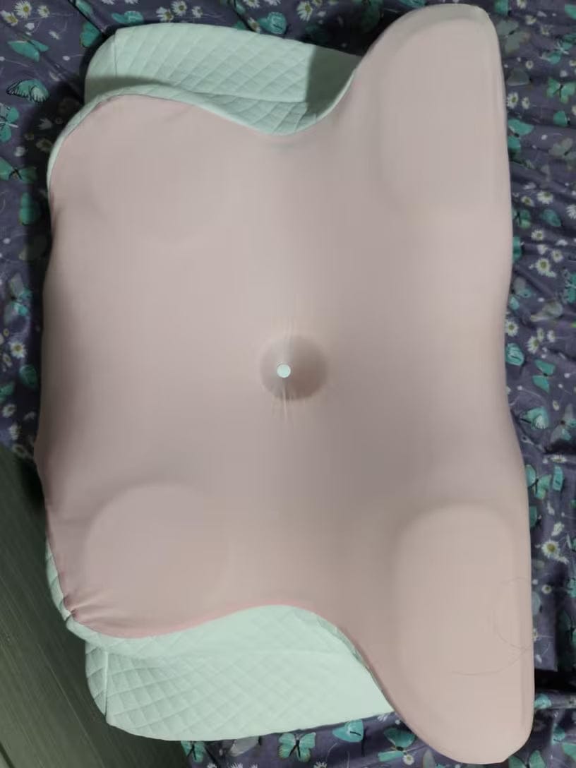 Customer photo review of Zavesleep - Contour Relief Pillow