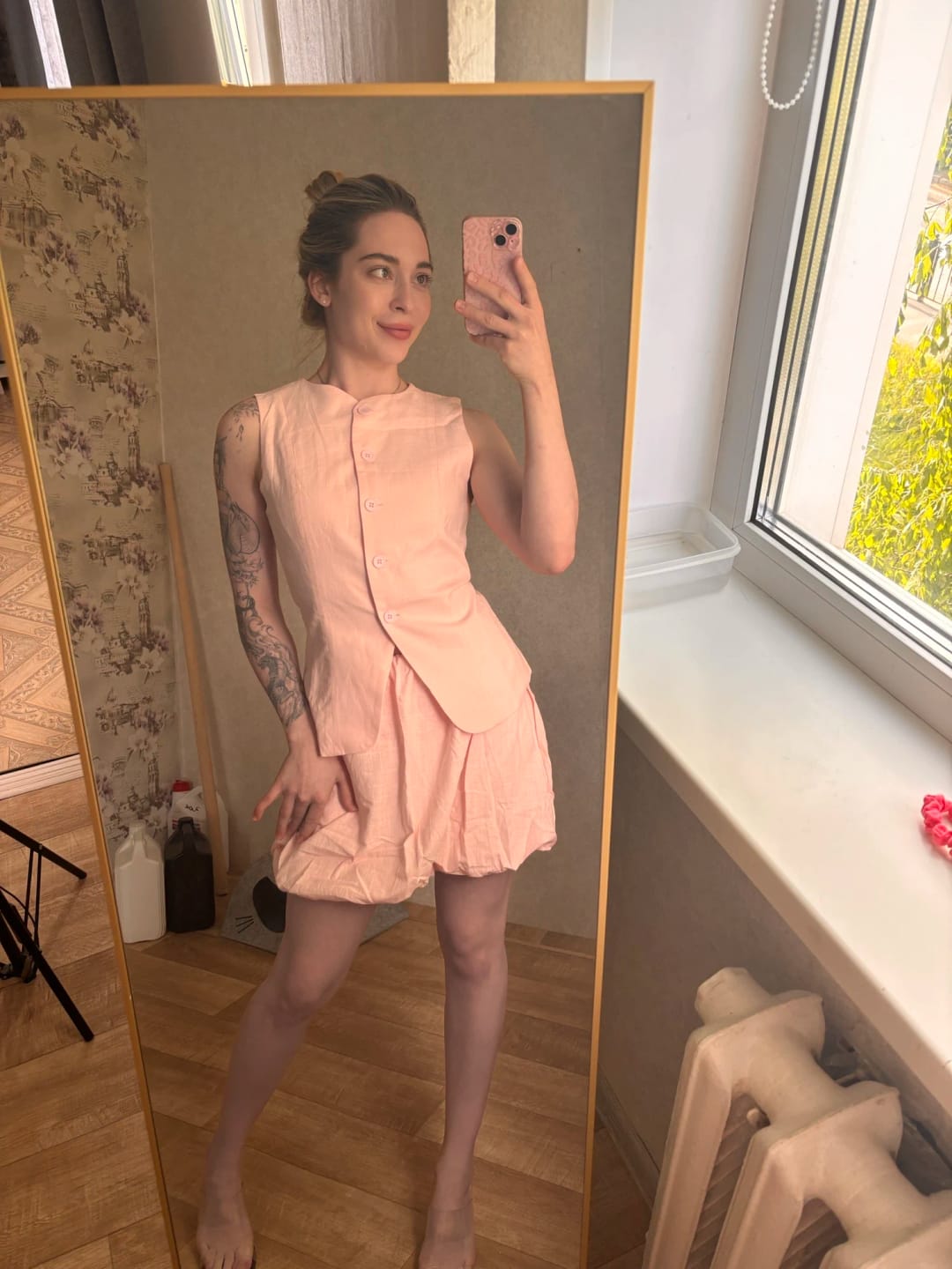Customer photo review of Conjunto de Dos Piezas Irene - Top sin Mangas y Falda Corta