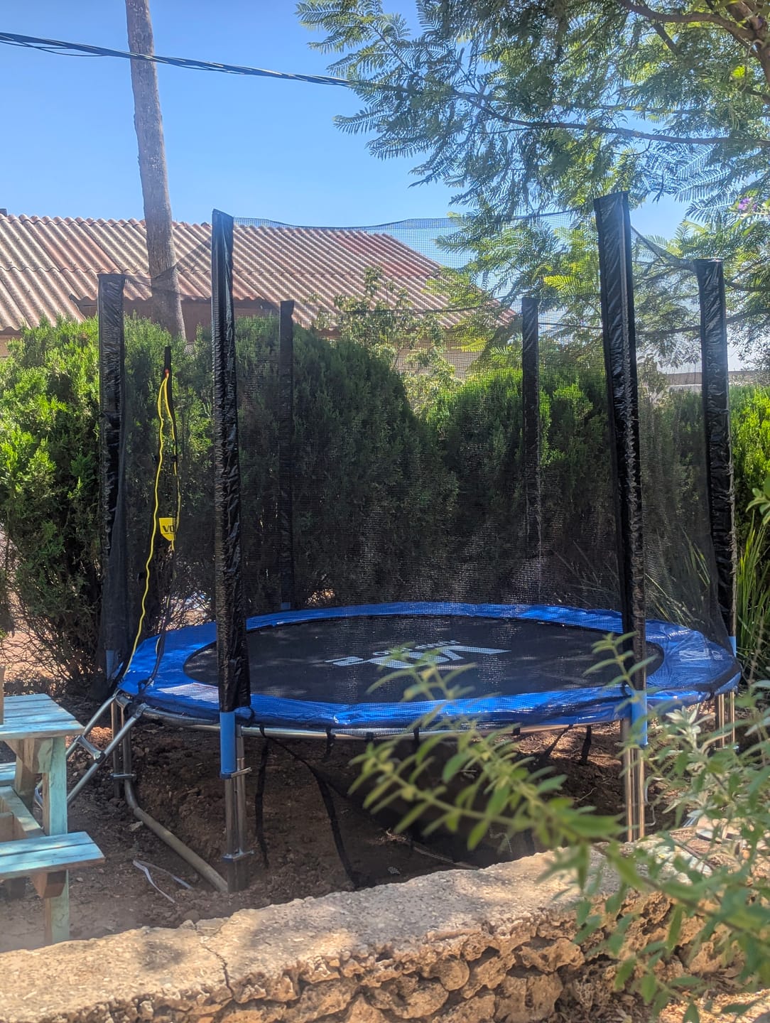 Customer photo review of טרמפולינה לחצר 2.4 מטר - jump8