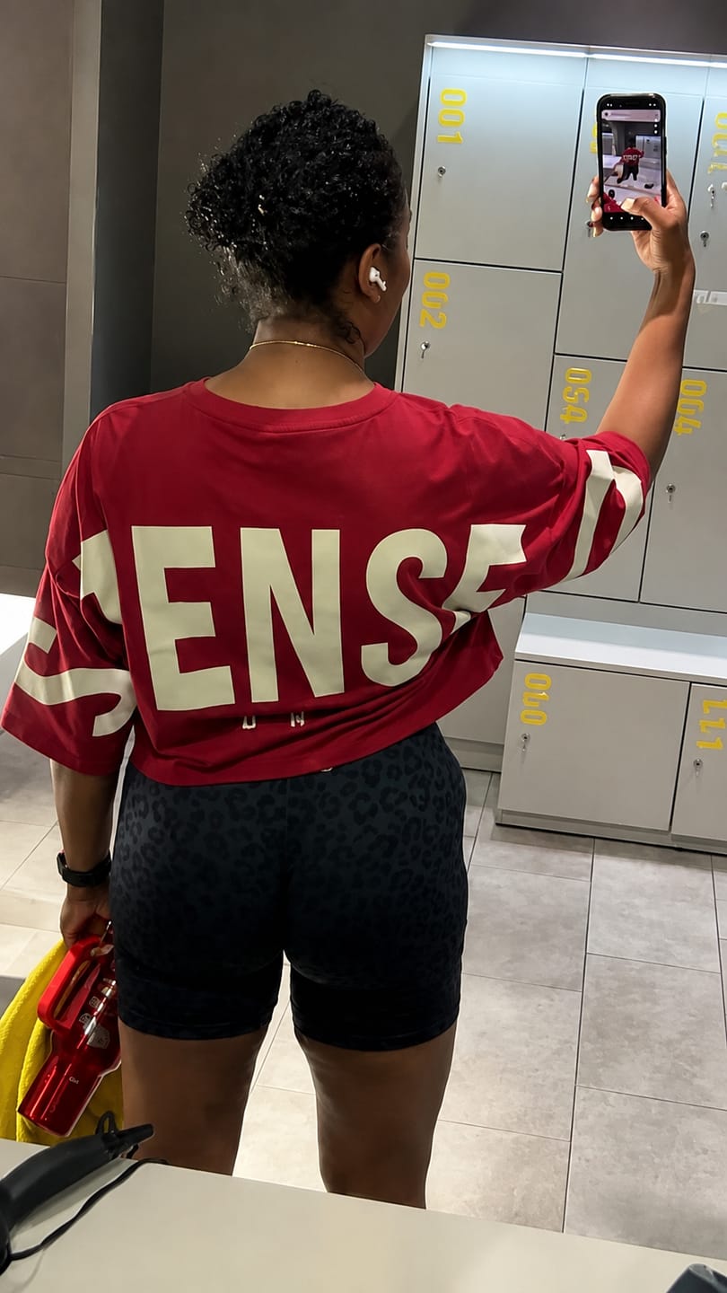 Customer photo review of DNA Crop Top Oversize