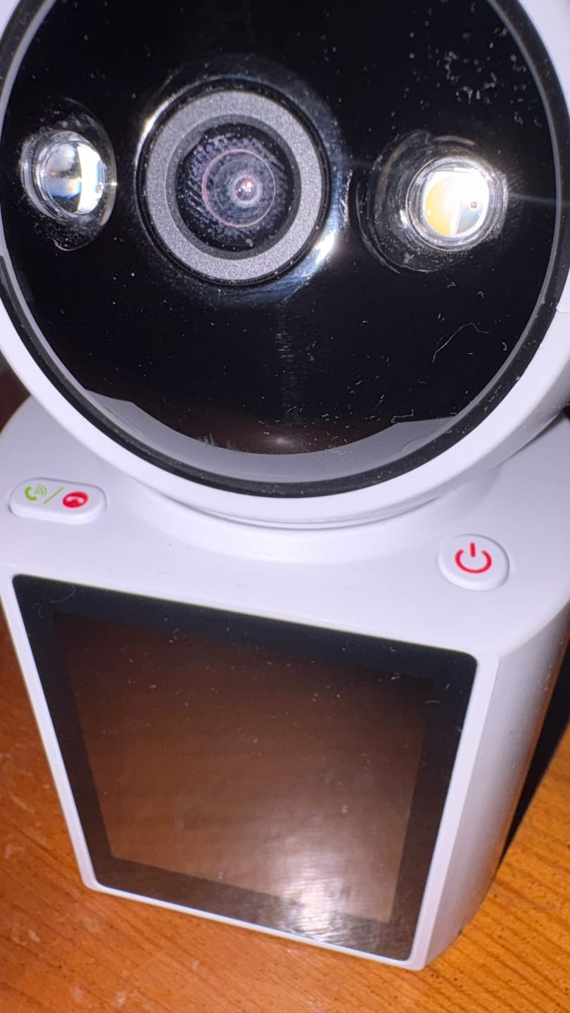 Customer photo review of Cámara WiFi SeenCam™ 1080P Full HD - Interior/Exterior