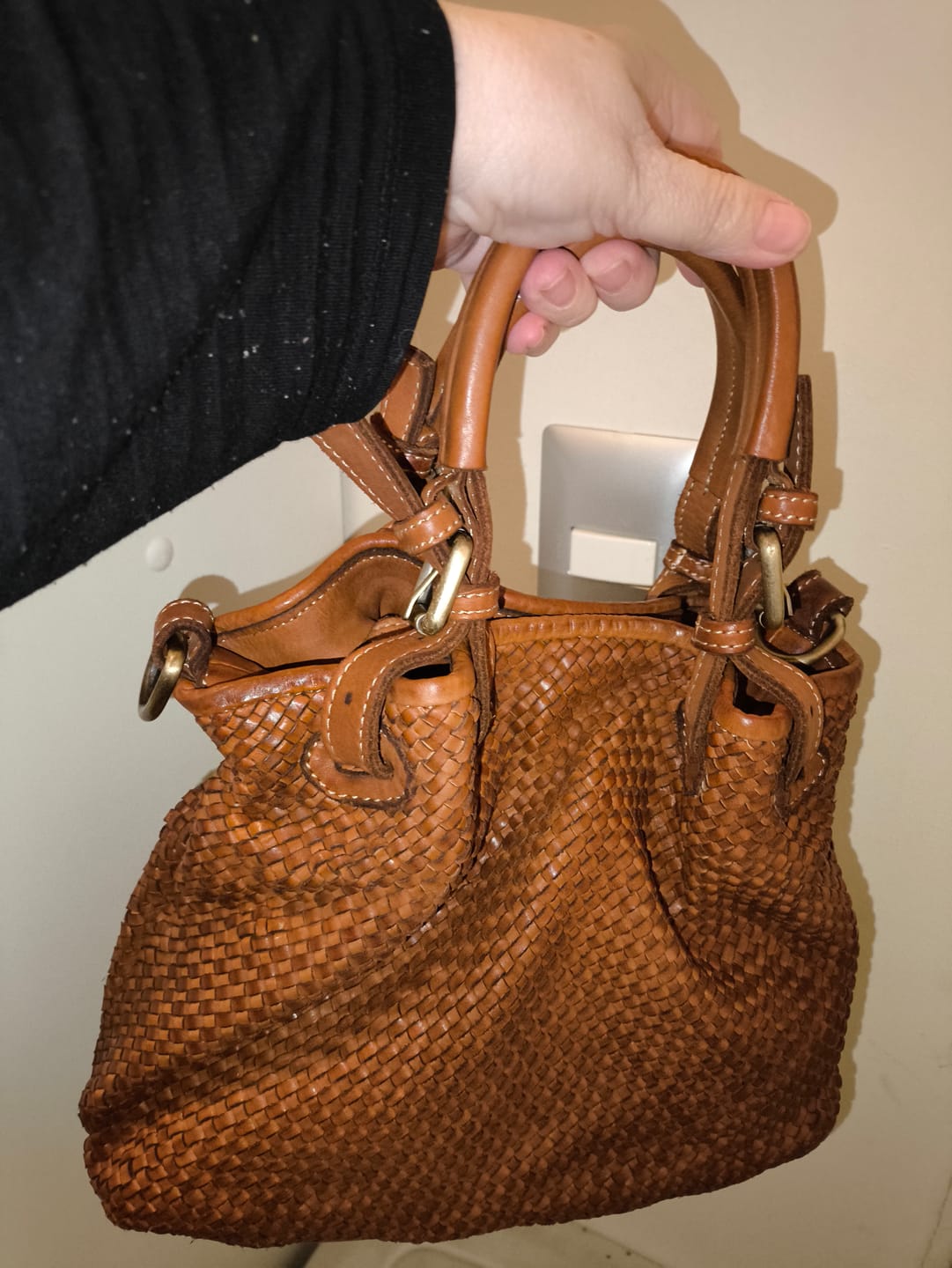 Customer photo review of Cartera Anita Cognac