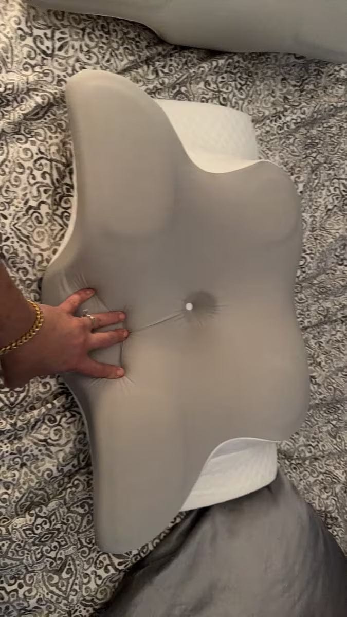 Customer photo review of Zavesleep - Contour Relief Pillow