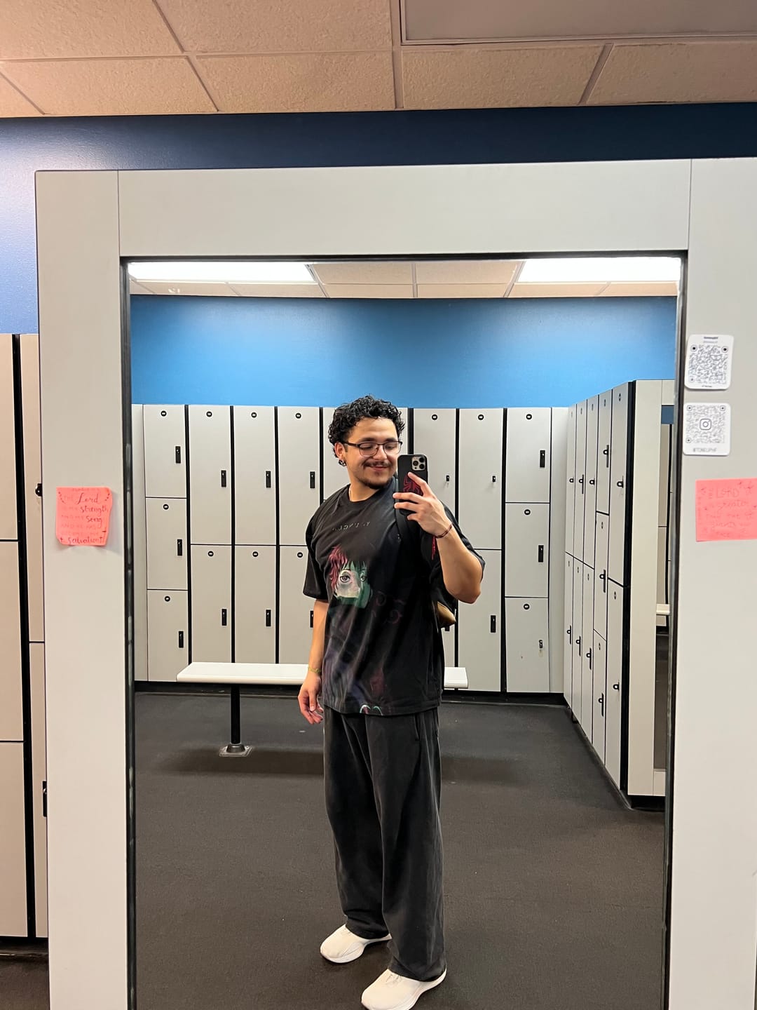 Customer photo review of 4318 - Naruto Distressed Tees