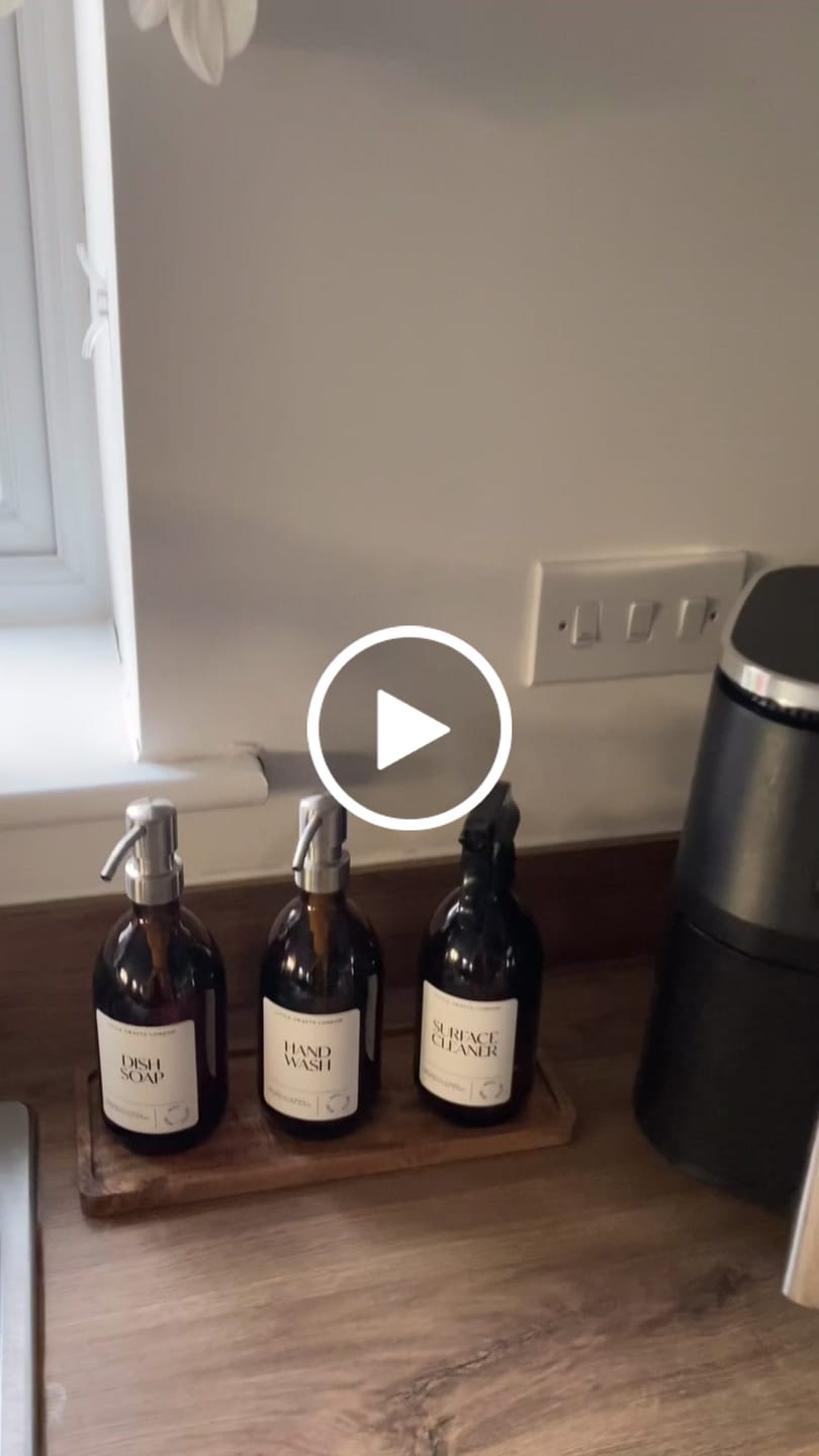 Customer video review of Spray and Pump Set of 3 Reusable Amber Glass Bottles 500 ML