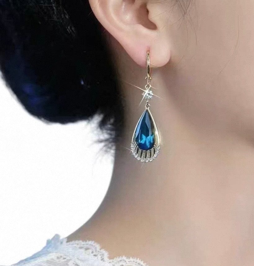 Customer photo review of Sze Earrings