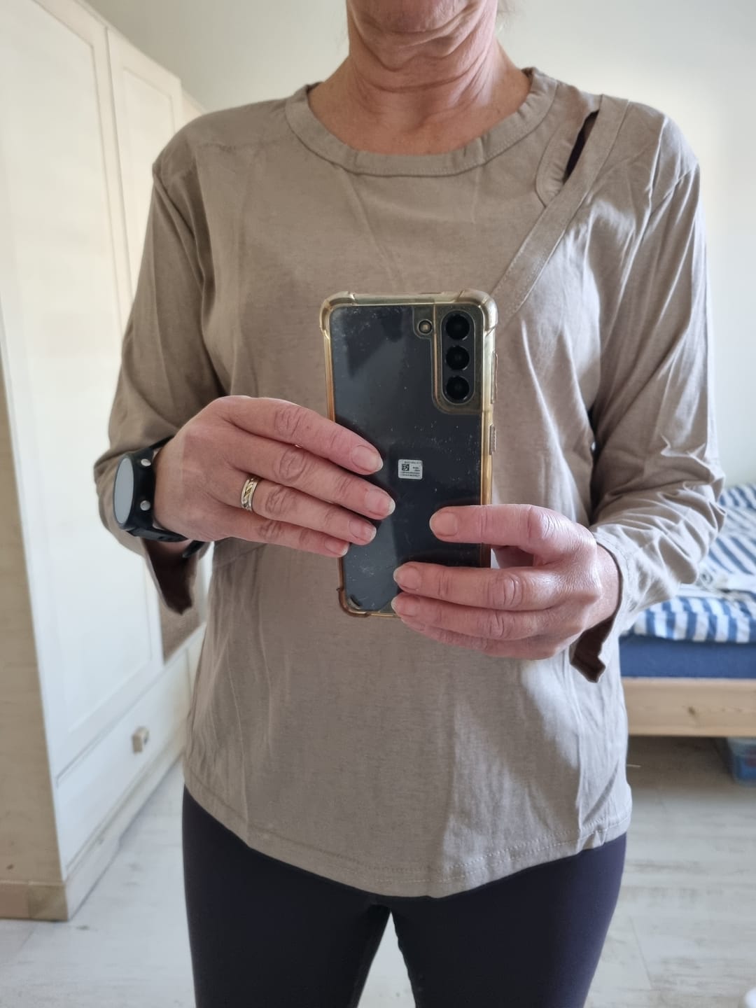 Customer photo review of חולצת יובל בז'