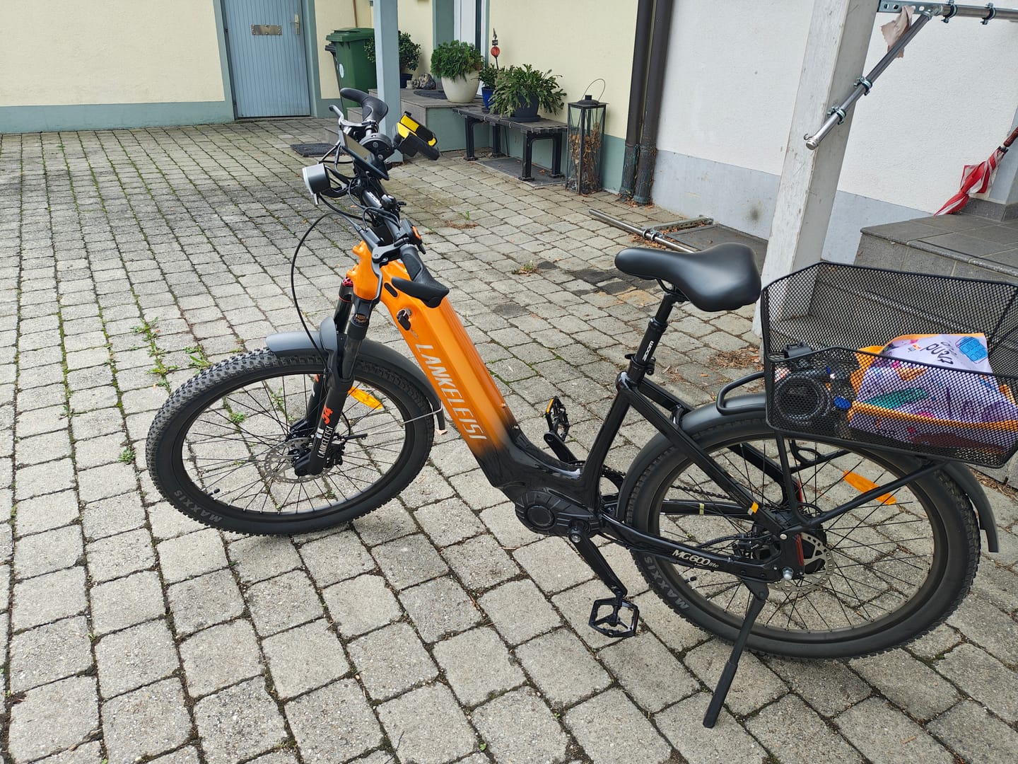 Customer photo review of Lankeleisi MG600 Lite 250W 27.5" Electric Trekking Bike 720Wh SUV E-bike with Switchable Sensor 36V 20Ah Battery