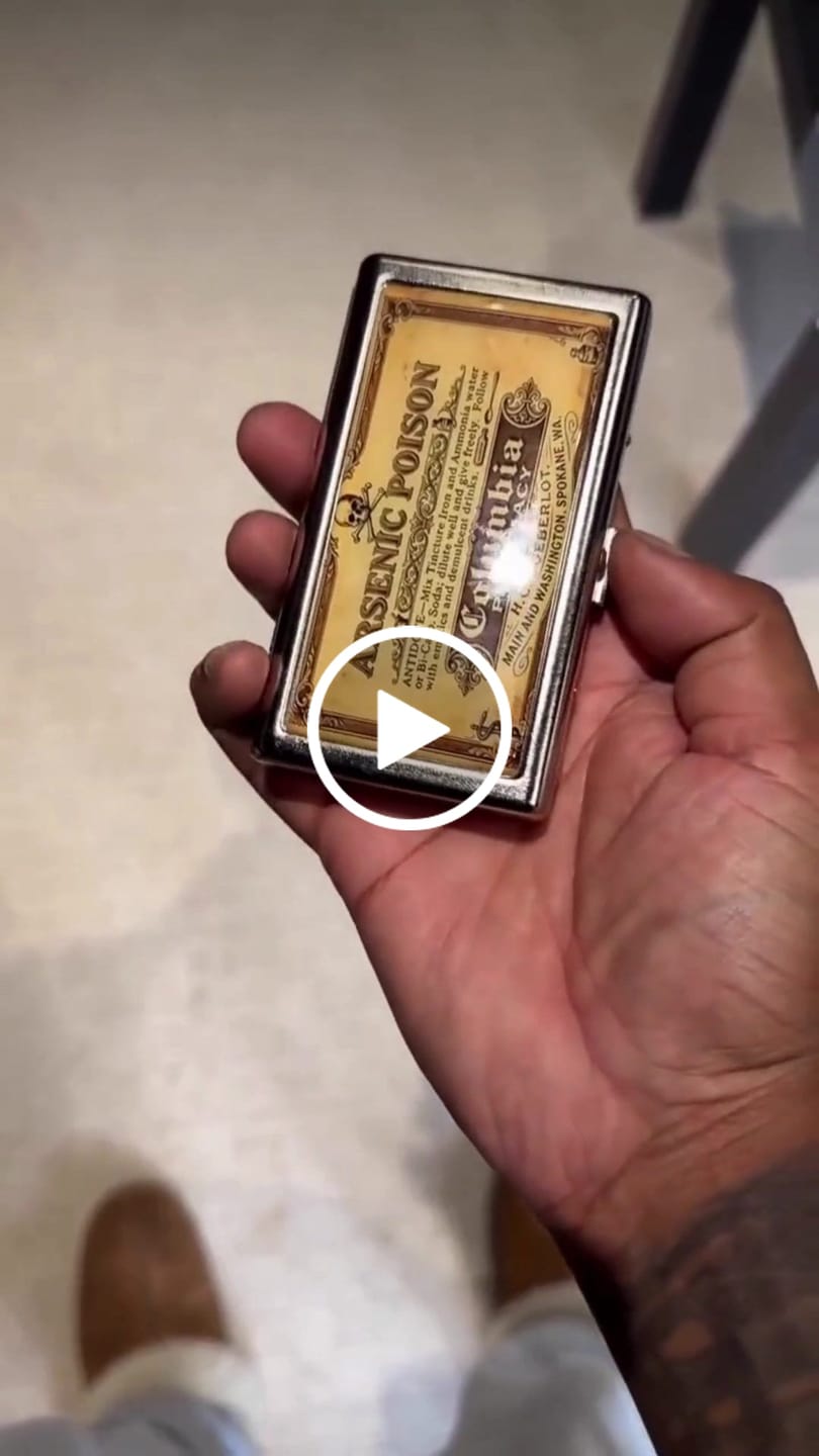 Customer video review of APOTHECARY