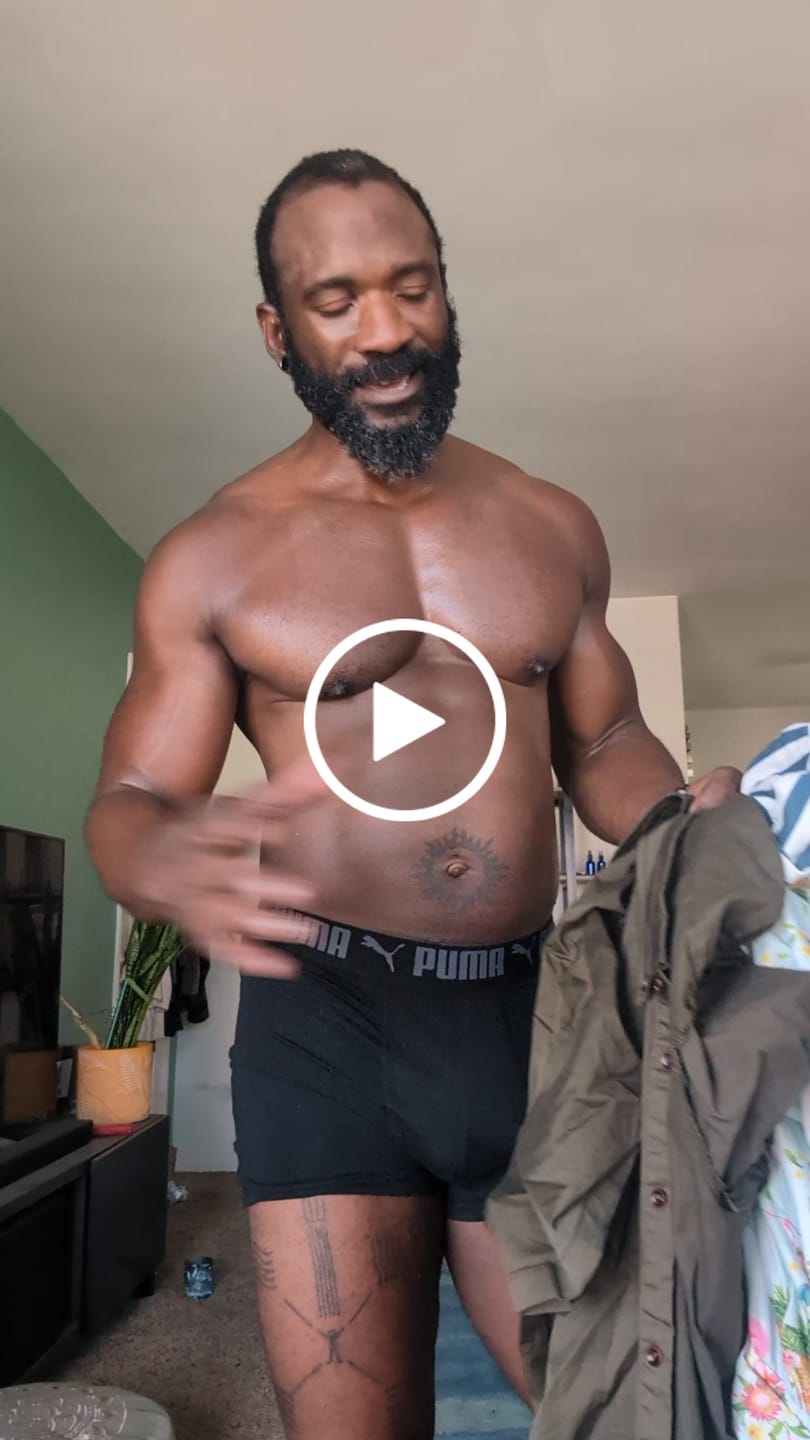 Customer video review of Lavender Linen Romper