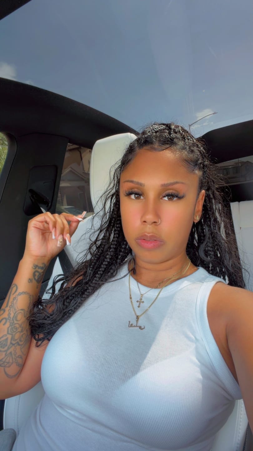 Customer photo review of Double Drawn Burmese Loose Deep Wave Human Braiding Hair