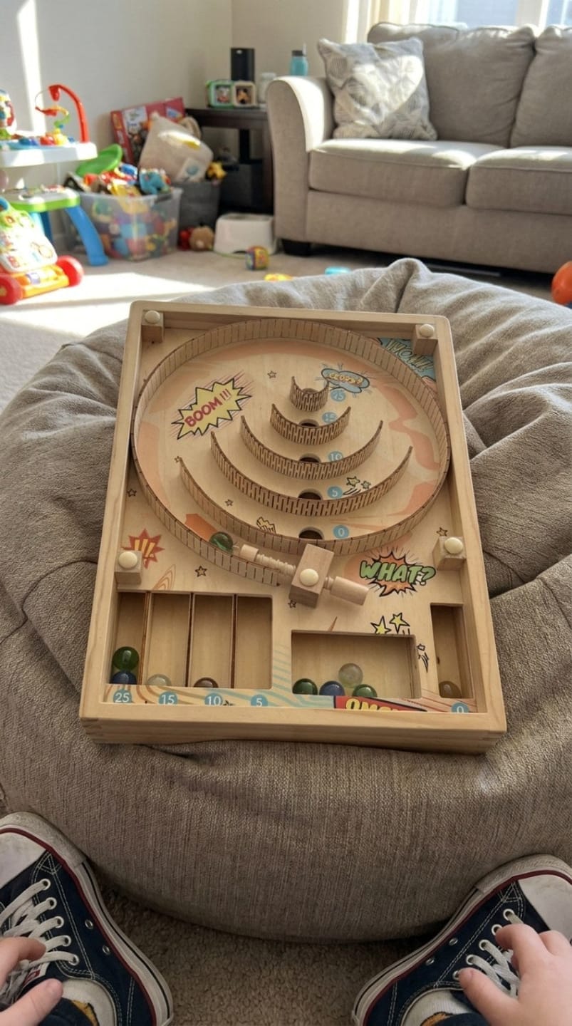 Customer photo review of Holz Flipper Spielzeug Kinder | Montessori Murmelspiel Motorik Arcade ab 3 Jahren