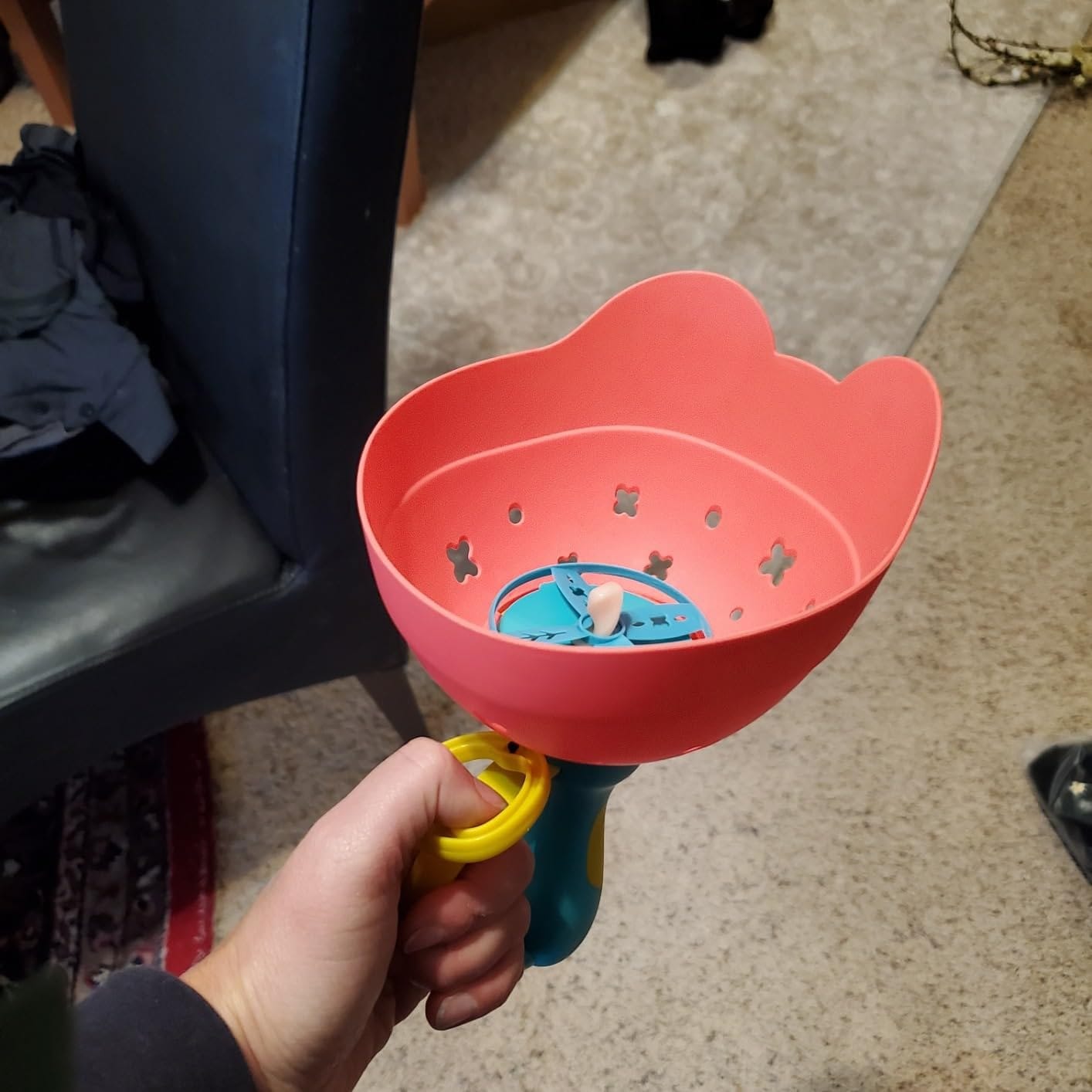 Customer photo review of Frosch Scheibenwerfer Kinderspielzeug | Fliegende Scheiben Outdoor Zugschnur UFO Starter