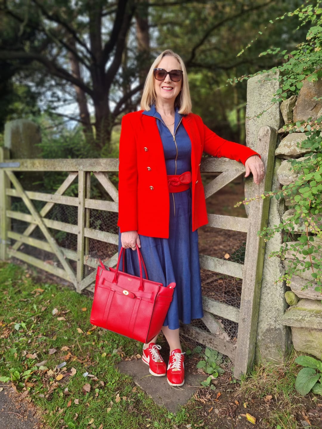 Customer photo review of The 'Zip Pocket' Dress in Super Soft Denim