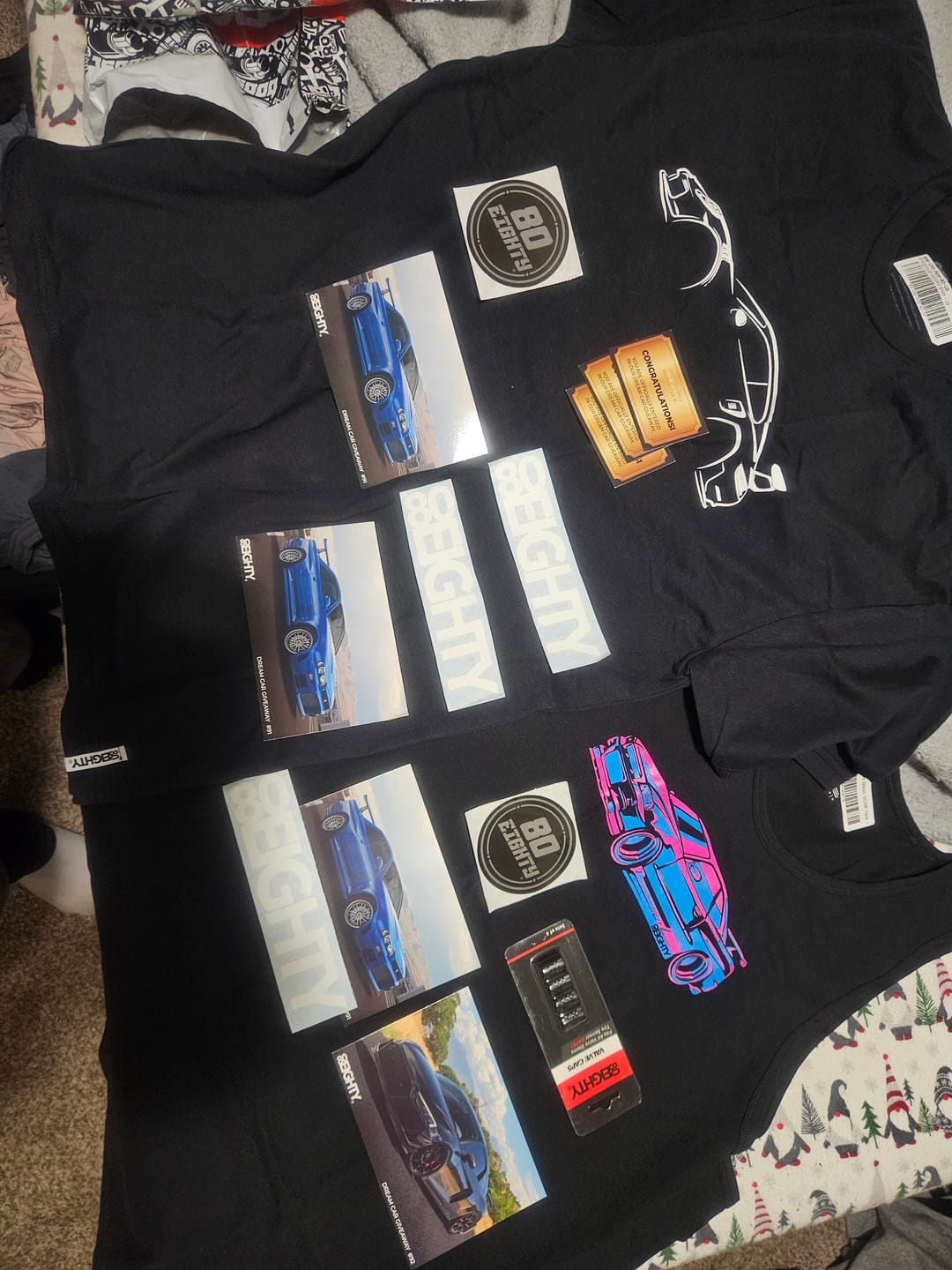 Customer photo review of 80Eighty® Mystery Shirt