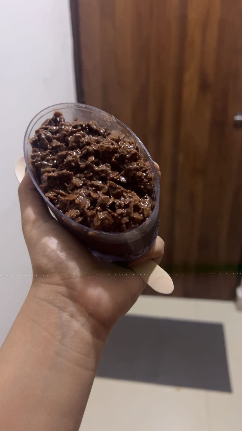 Customer photo review of Nutella Crunch Tub [2 Pcs]