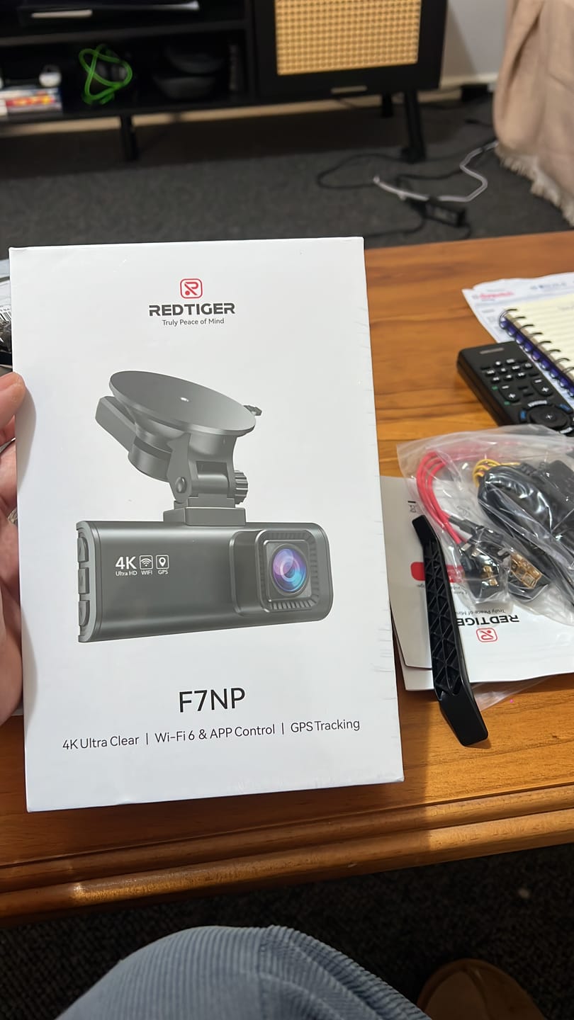 Customer photo review of Redtiger F7NP 4K Front Rear Dash Cam