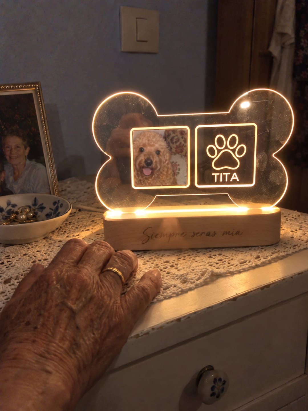Customer photo review of Lámpara Memorial de Tu Perro