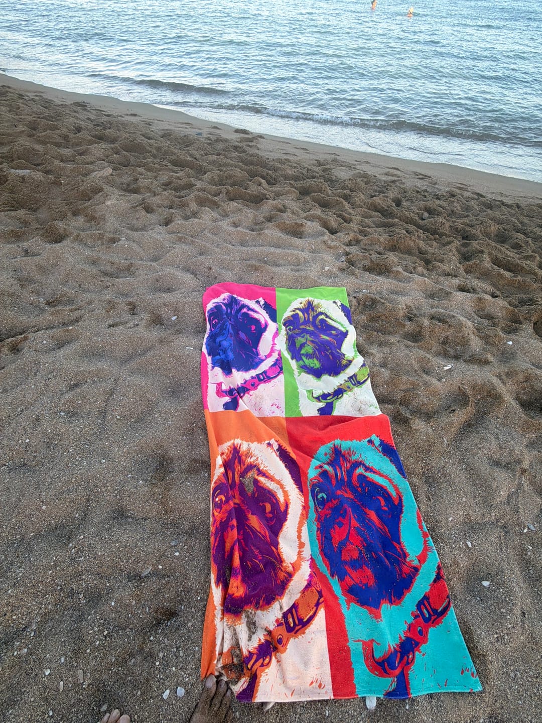 Customer photo review of Carrés de couleur - Serviette de plage personnalisée