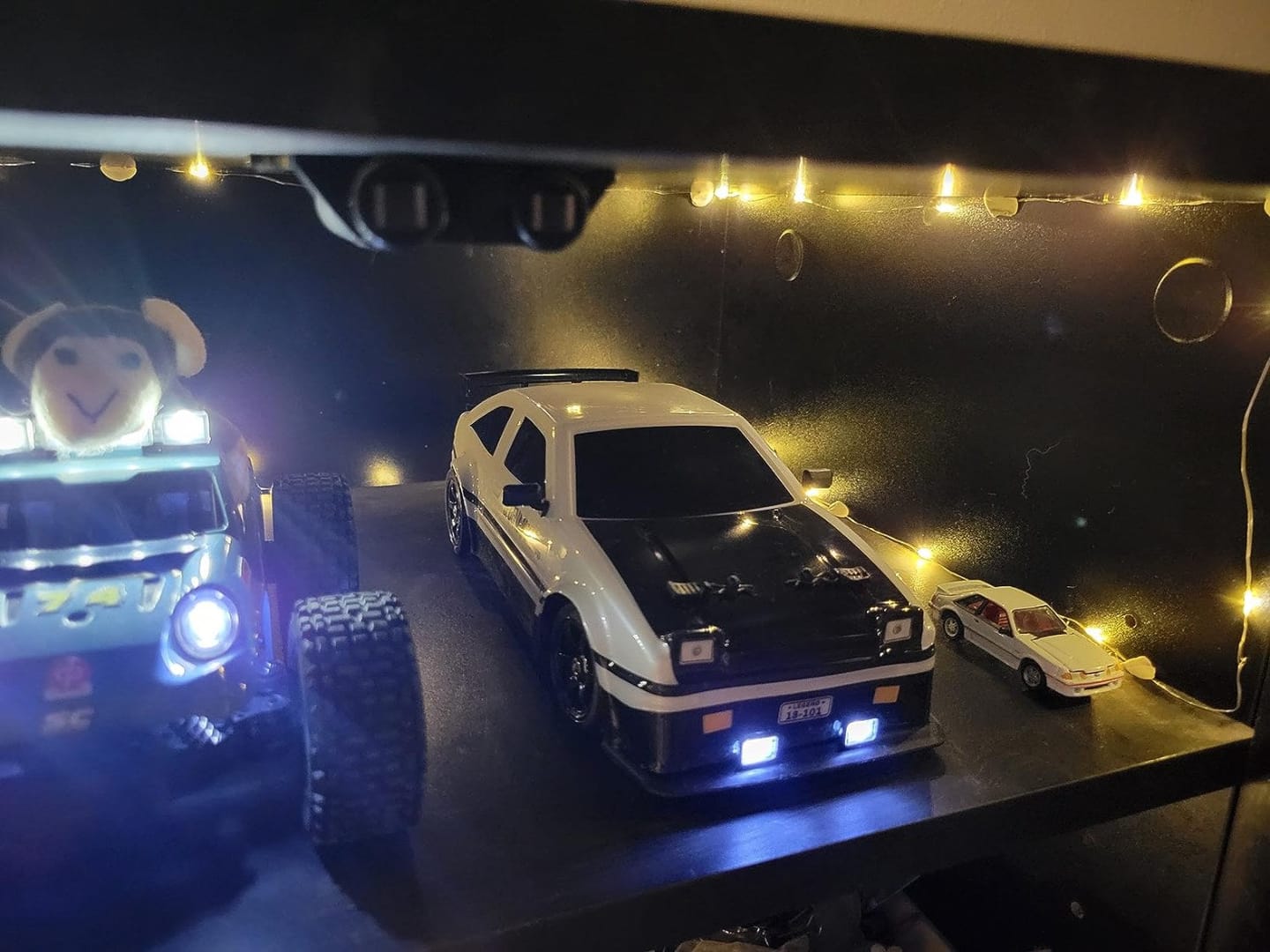 Customer photo review of RC Drift Auto mit Auspuff Ferngesteuertes Auto | 1:16 Maßstab Raucheffekt Wiederaufladbar Kinder