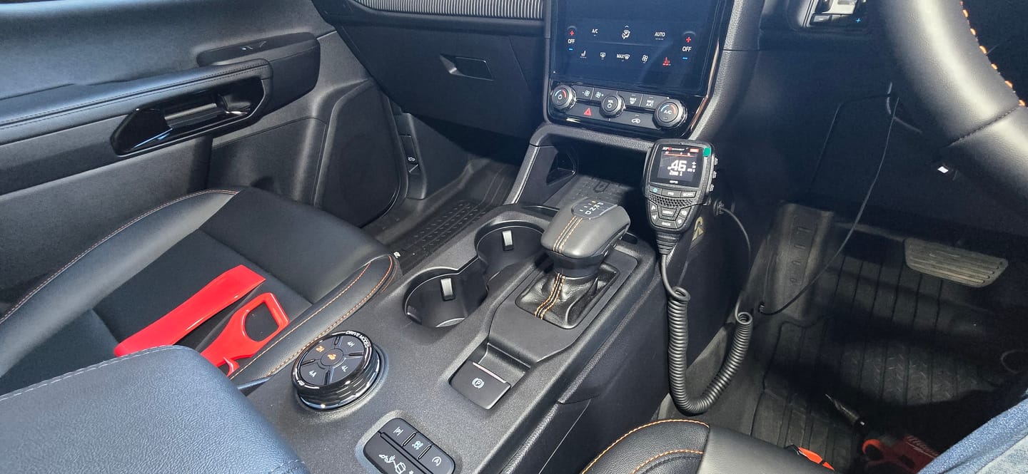 Customer photo review of UHF Handpiece Mount - Ford Ranger NextGen & Super Duty & Everest - Centre Console