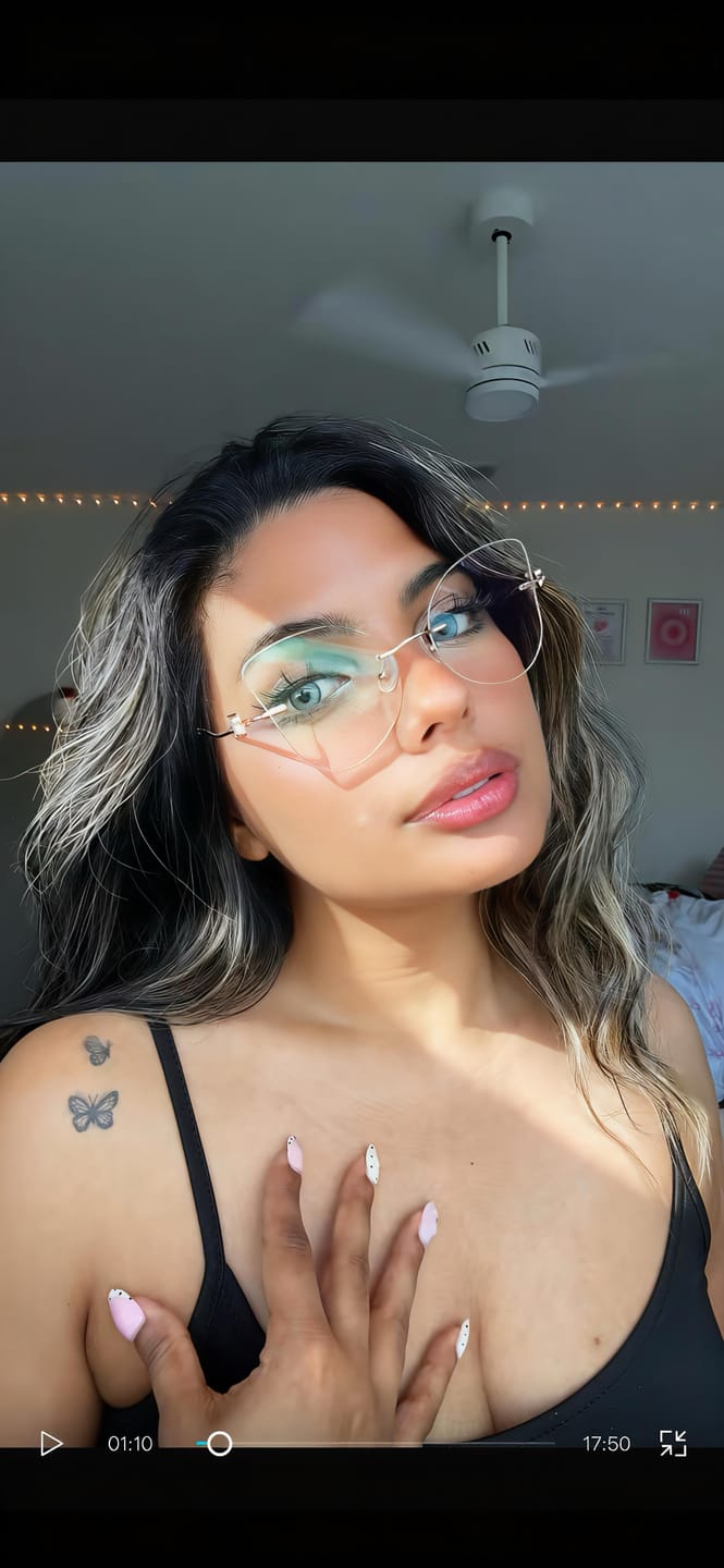 Customer photo review of Larisa Eyeglasses