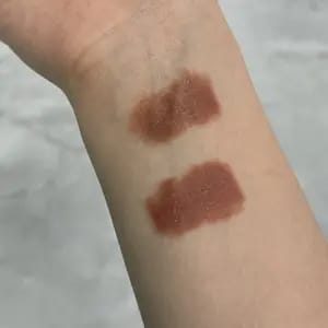 Customer photo review of Idratazione e Lunga Tenuta Matita Labbra Opaca Set Nude Marrone