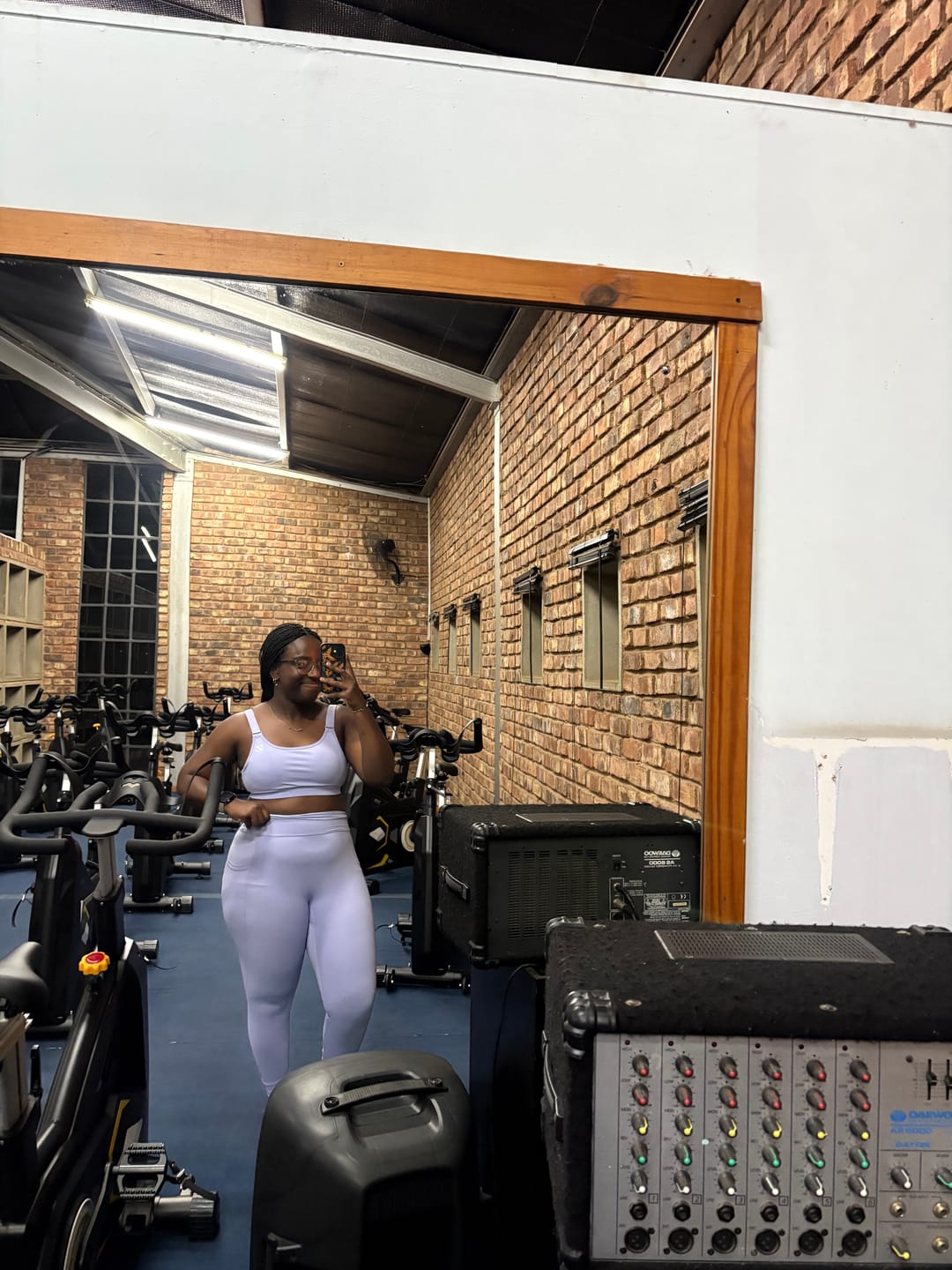 Customer photo review of High Waist Pocket Leggings