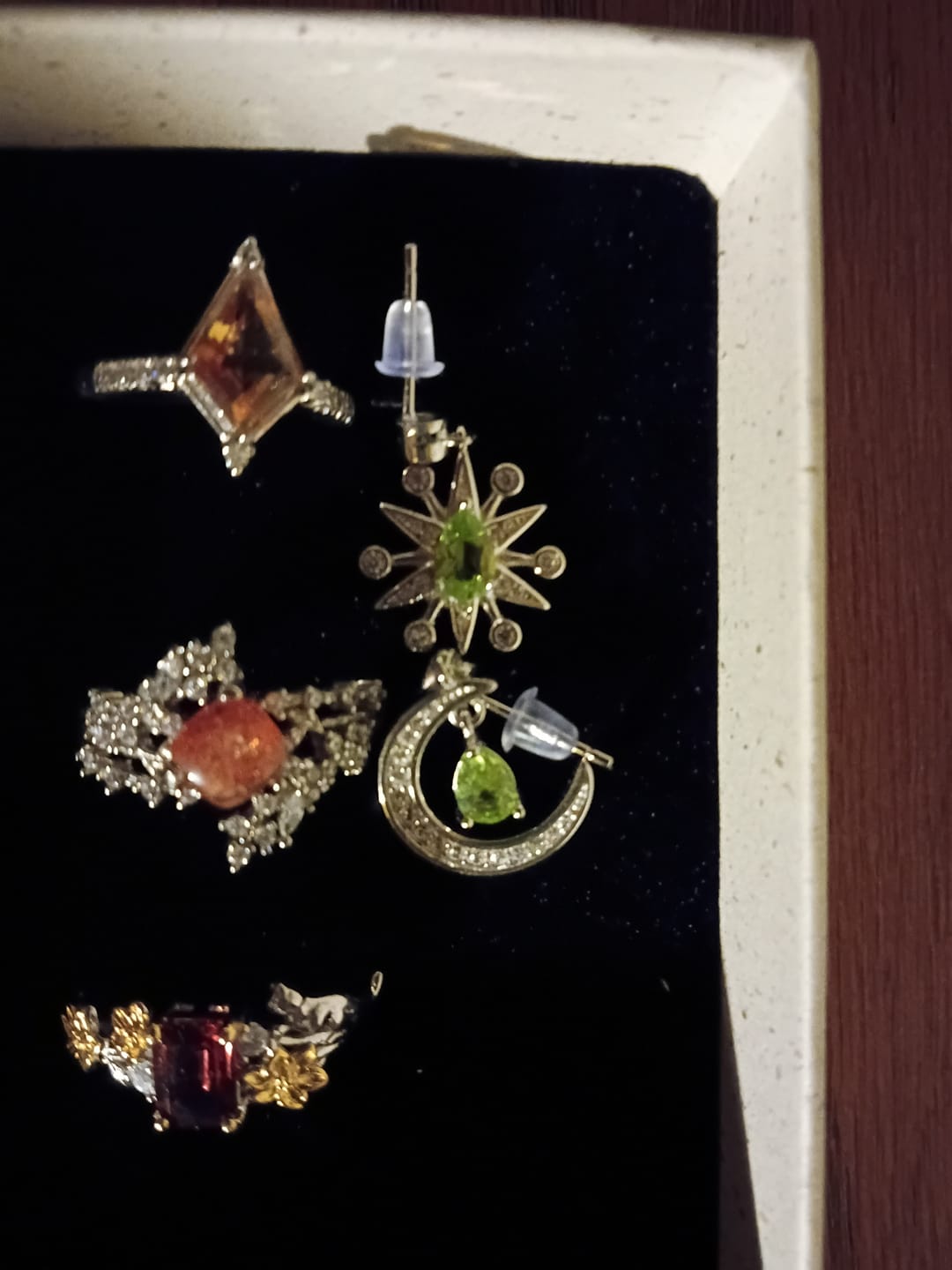 Customer photo review of KIKICRYSTAL Jewelry Claim Sale For 0826