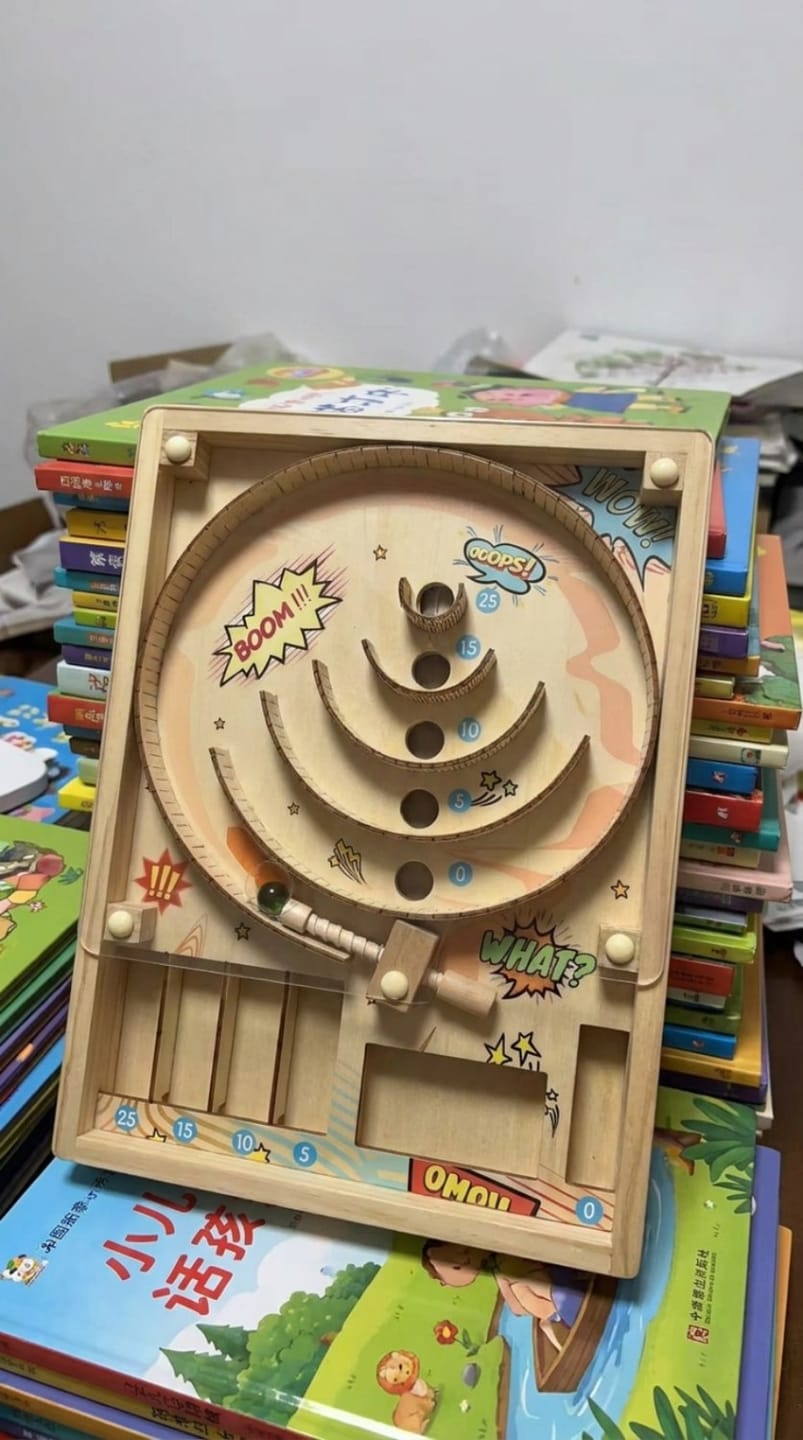 Customer photo review of Holz Flipper Spielzeug Kinder | Montessori Murmelspiel Motorik Arcade ab 3 Jahren