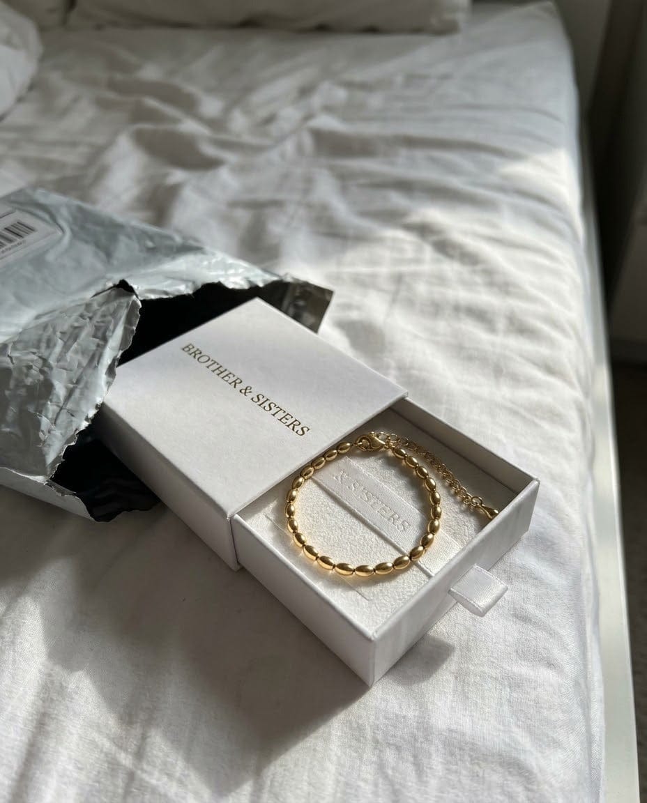 Customer photo review of Oval Bead Anklet
