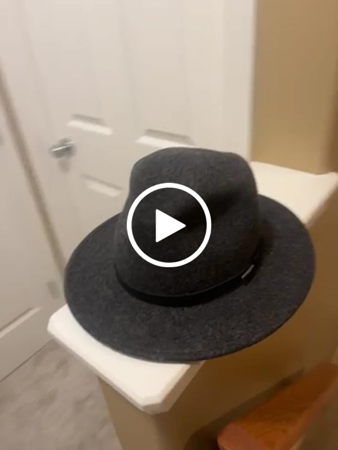 Customer video review of Stetson Hat Explorer Crushable Wool Water Repellant