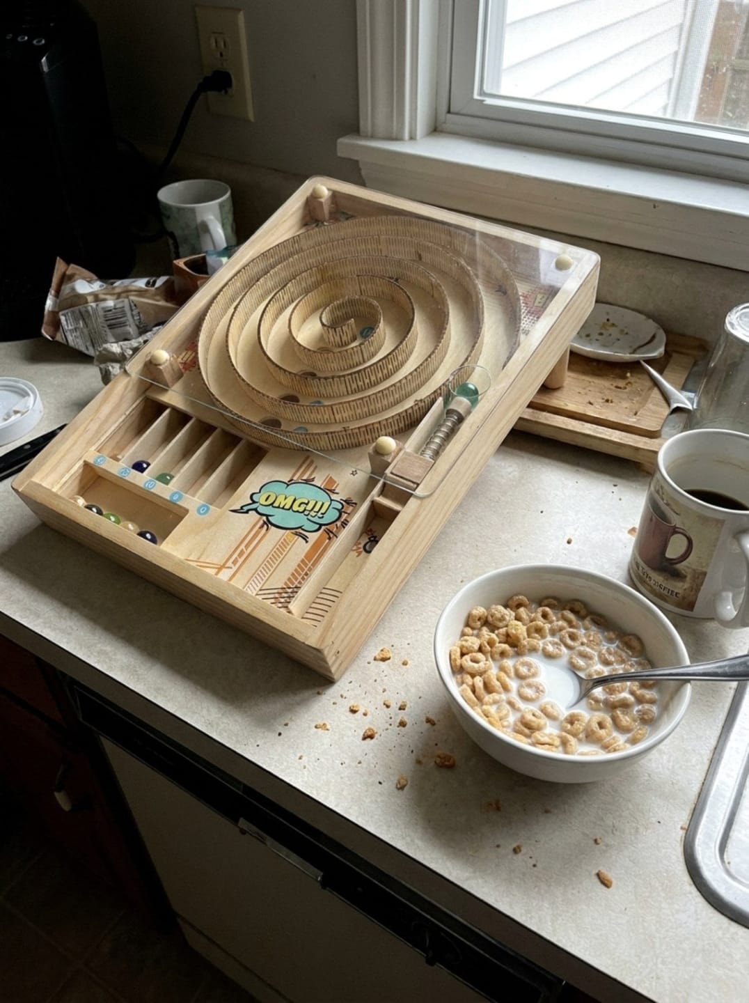 Customer photo review of Holz Flipper Spielzeug Kinder | Montessori Murmelspiel Motorik Arcade ab 3 Jahren