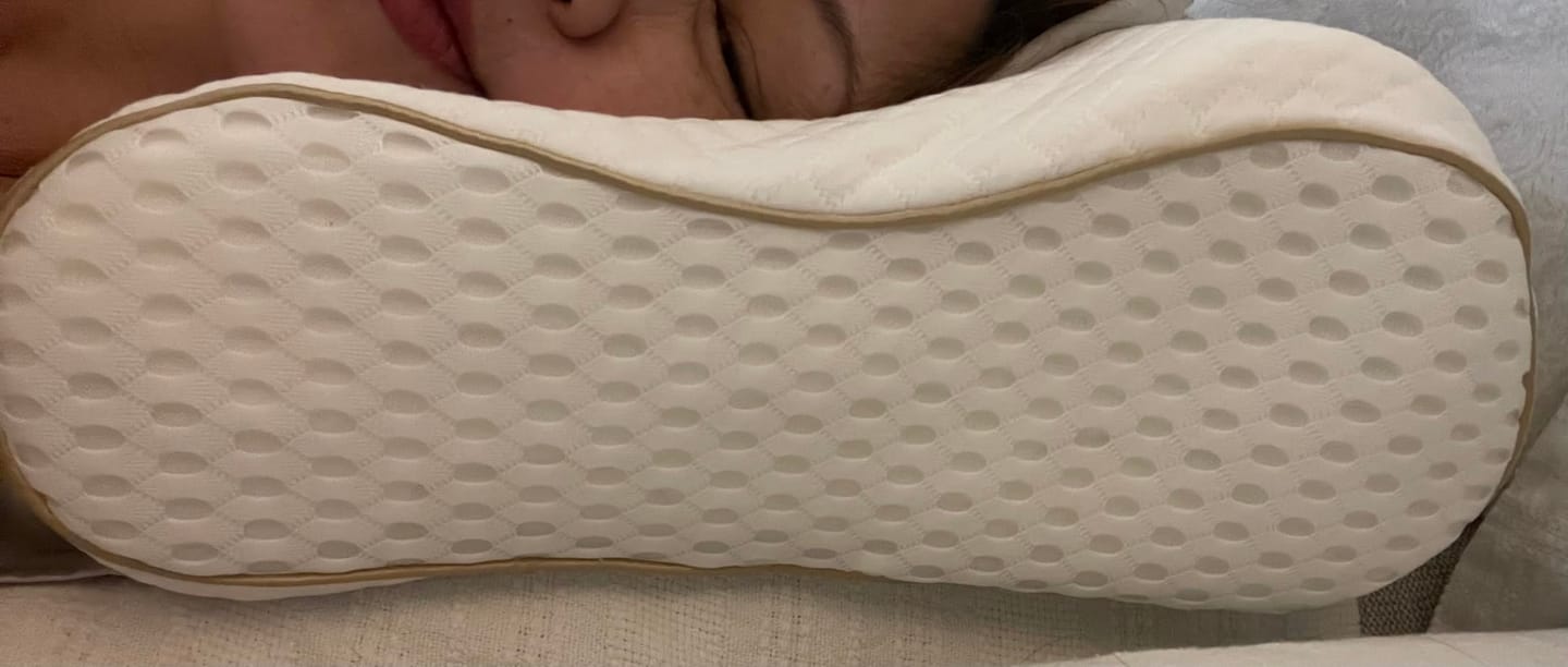 Customer photo review of Ergonomisches Nackenstützkissen ErgoFlex – Höhenverstellbar
