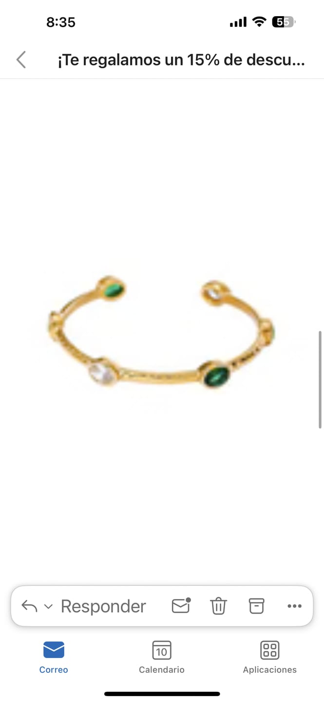 Customer photo review of Brazalete Con Piedras Verdes y Blancas