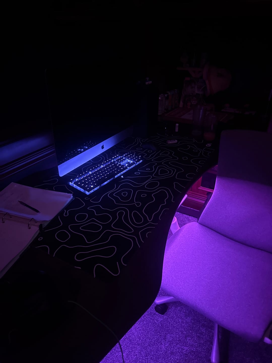 Customer photo review of Black Topo Mousepad