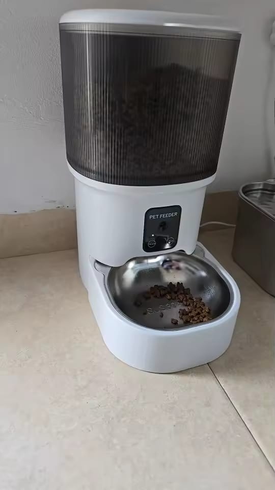 Customer photo review of PawFeed - WiFi Smart Pet Feeder
