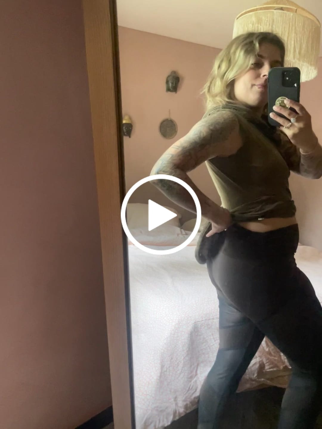 Customer video review of Leggings - HOTPANT