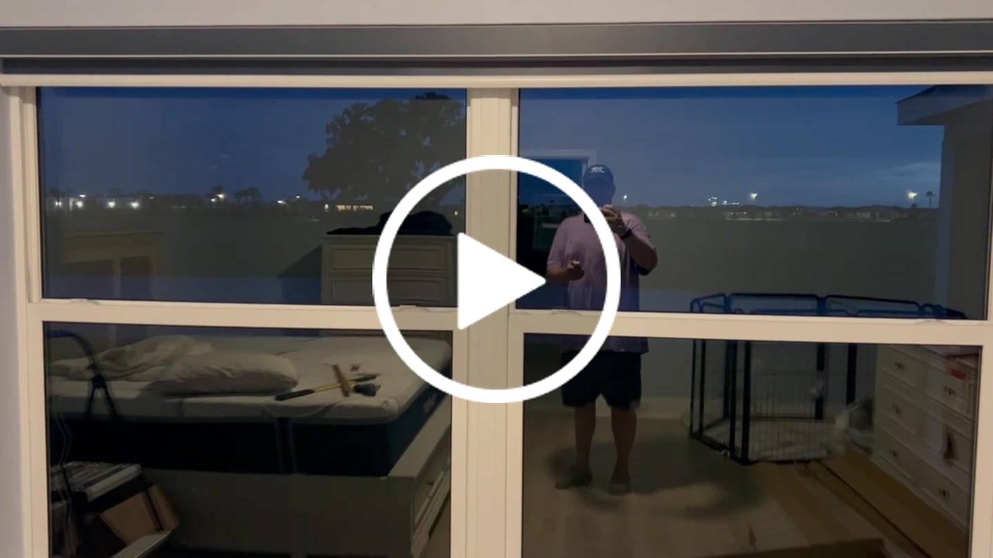 Customer video review of SmartWings Motorized Zebra Shades 90% Blackout 95mm Astrid