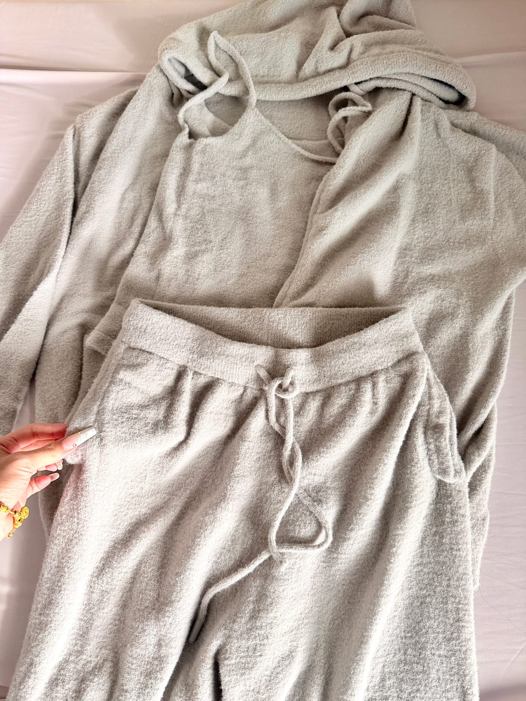 Customer photo review of WARDEN EDGE Brushed Knit Hoodie Camisole & Wide-Leg Pants Set