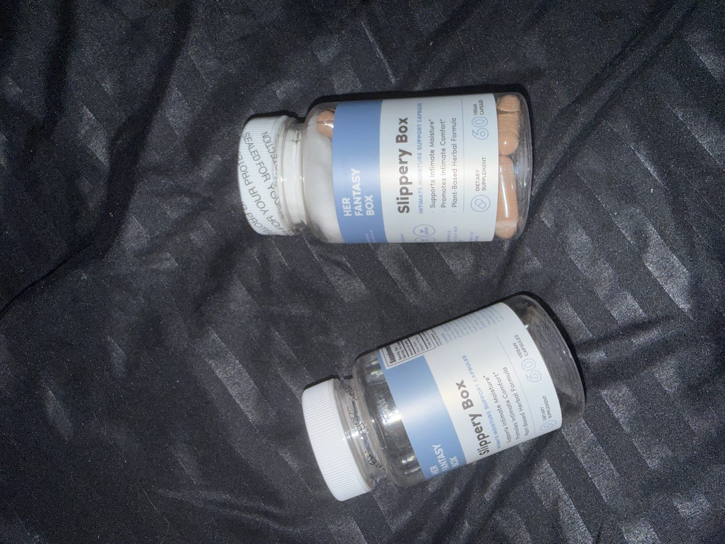 Customer photo review of Slippery Box - Extra Moisture Support Capsules