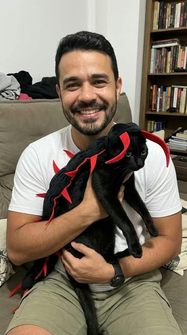 Customer photo review of traje de gato 3D centipeda