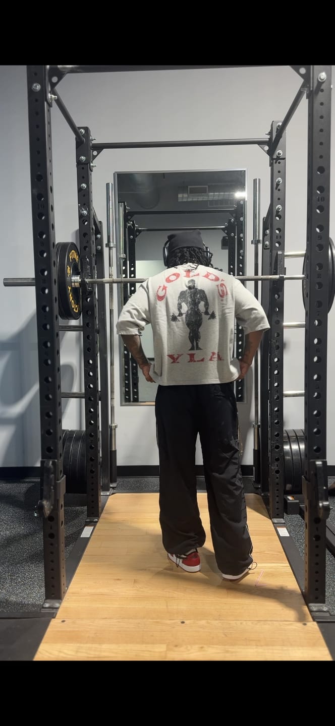 Customer photo review of 4002 - Golds Gym New Age Tees