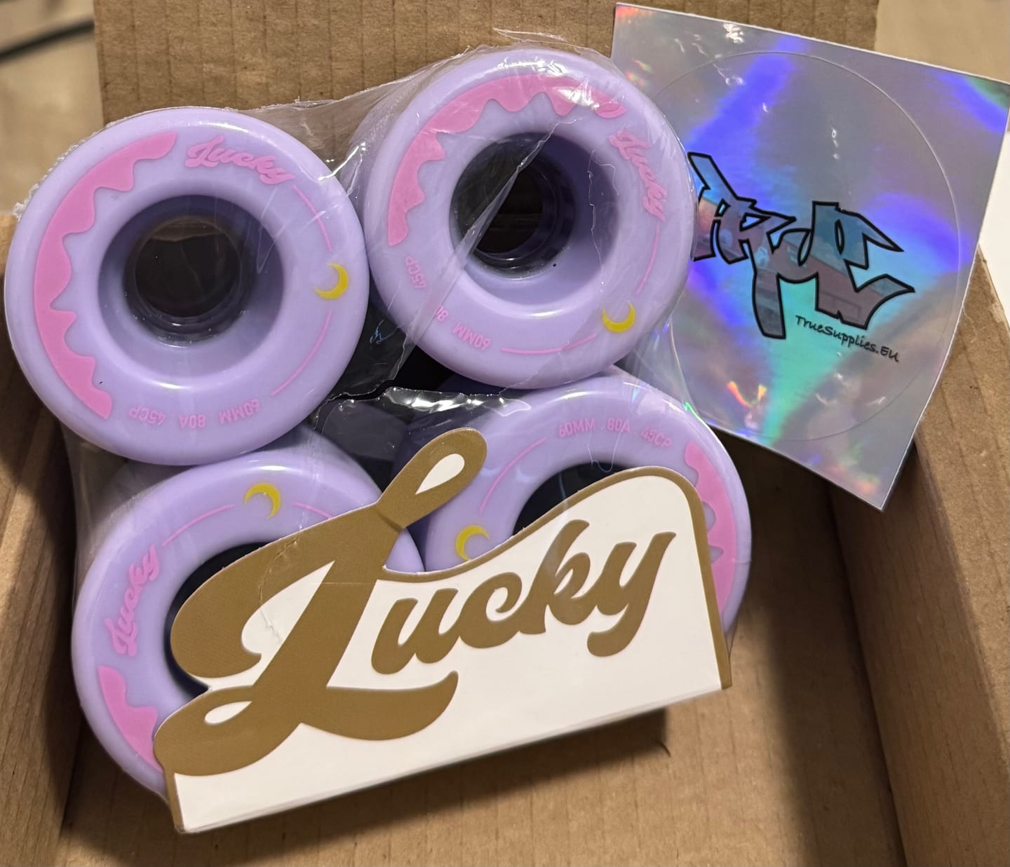 Customer photo review of Lucky Wheels - Purple Moon Cakes - 60mm / 80a (Set of 4 Wheels)