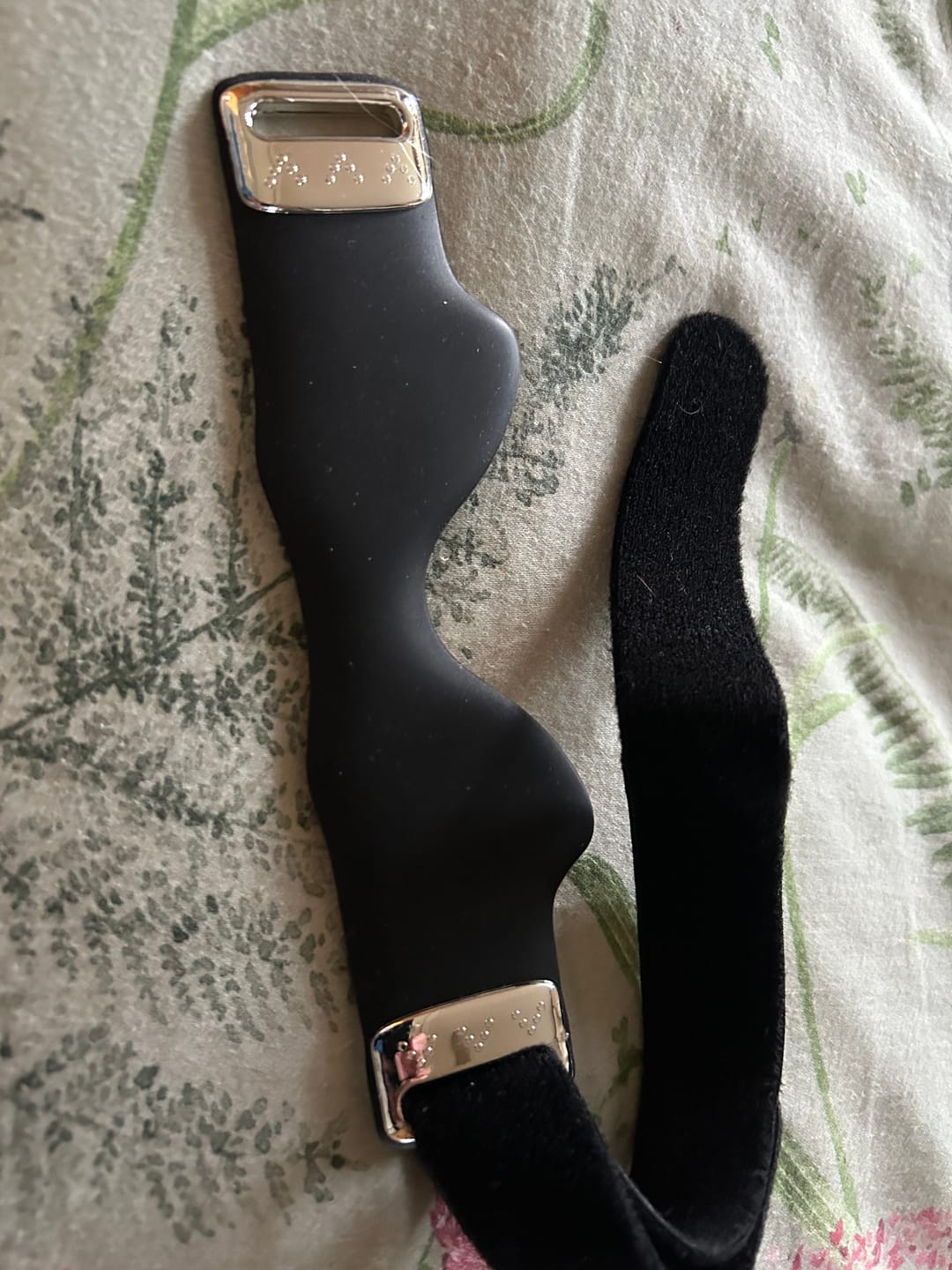 Customer photo review of Nayori Precision Strap – Knee Support That Moves With You