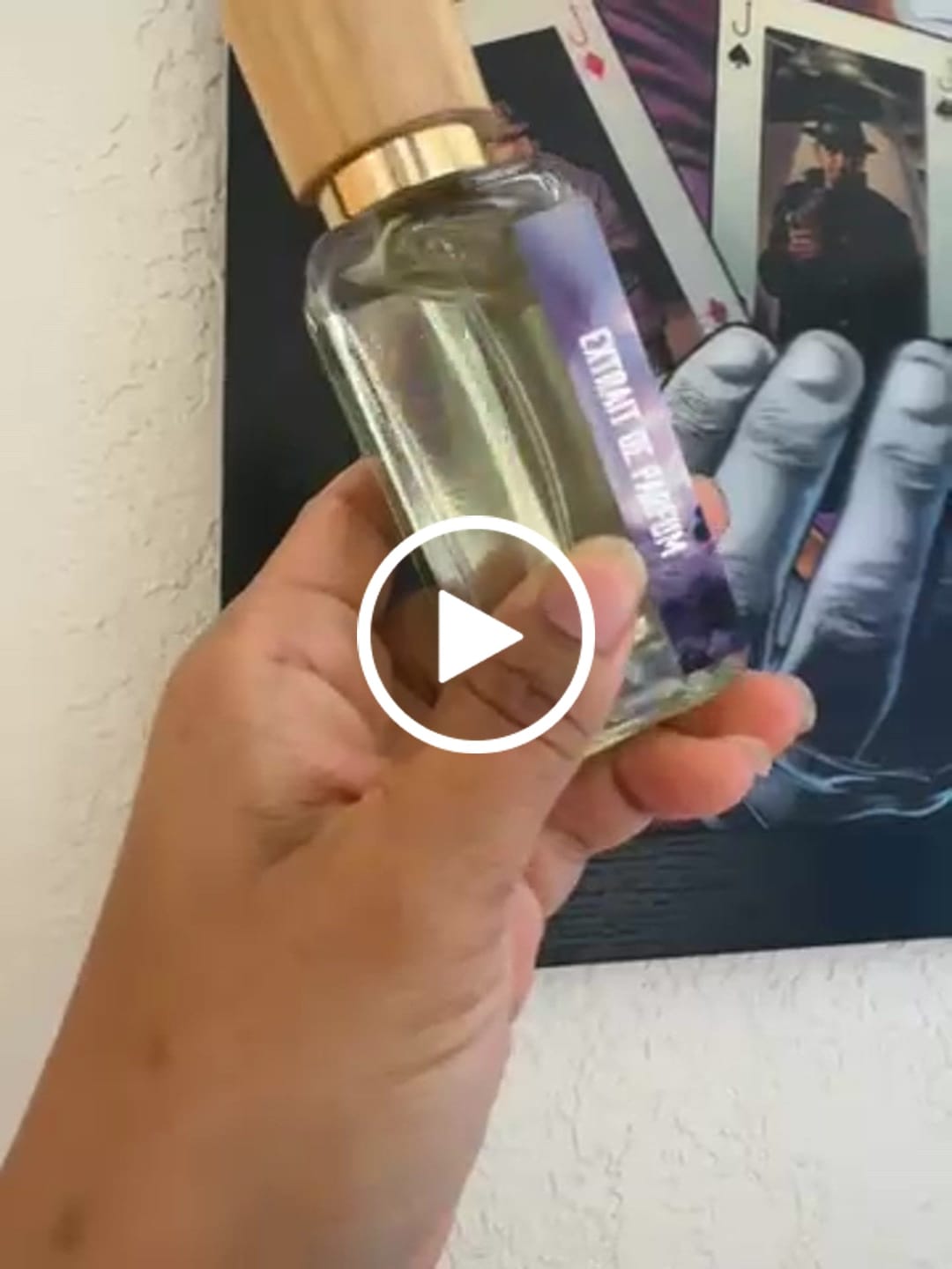 Customer video review of Blueberry Fluffy Dream Cake
