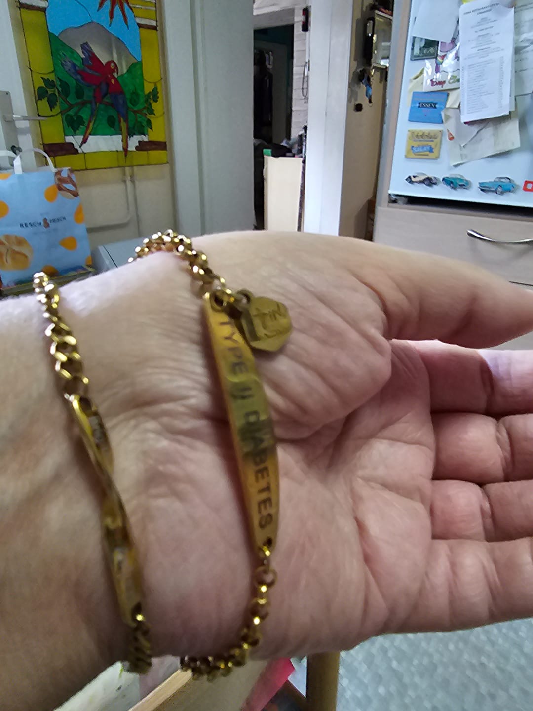 Customer photo review of Diabetes-Bewusstseins-Armband