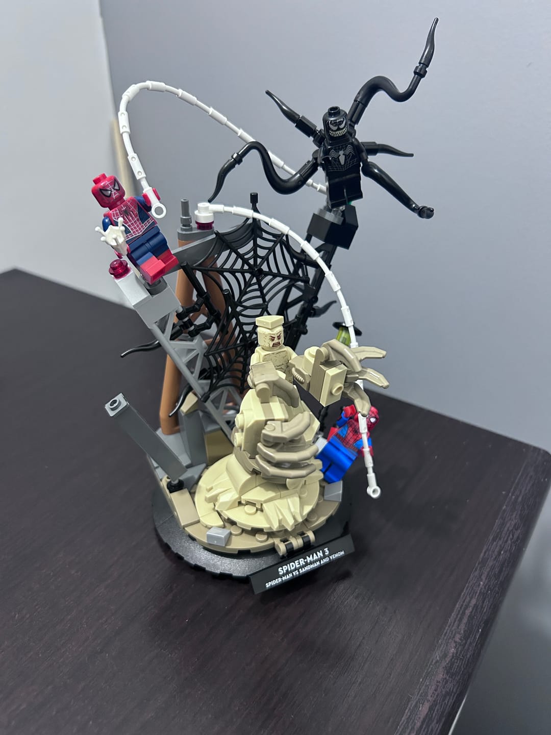 Customer photo review of BATALLA ÉPICA: SPIDER-MAN VS. SANDMAN